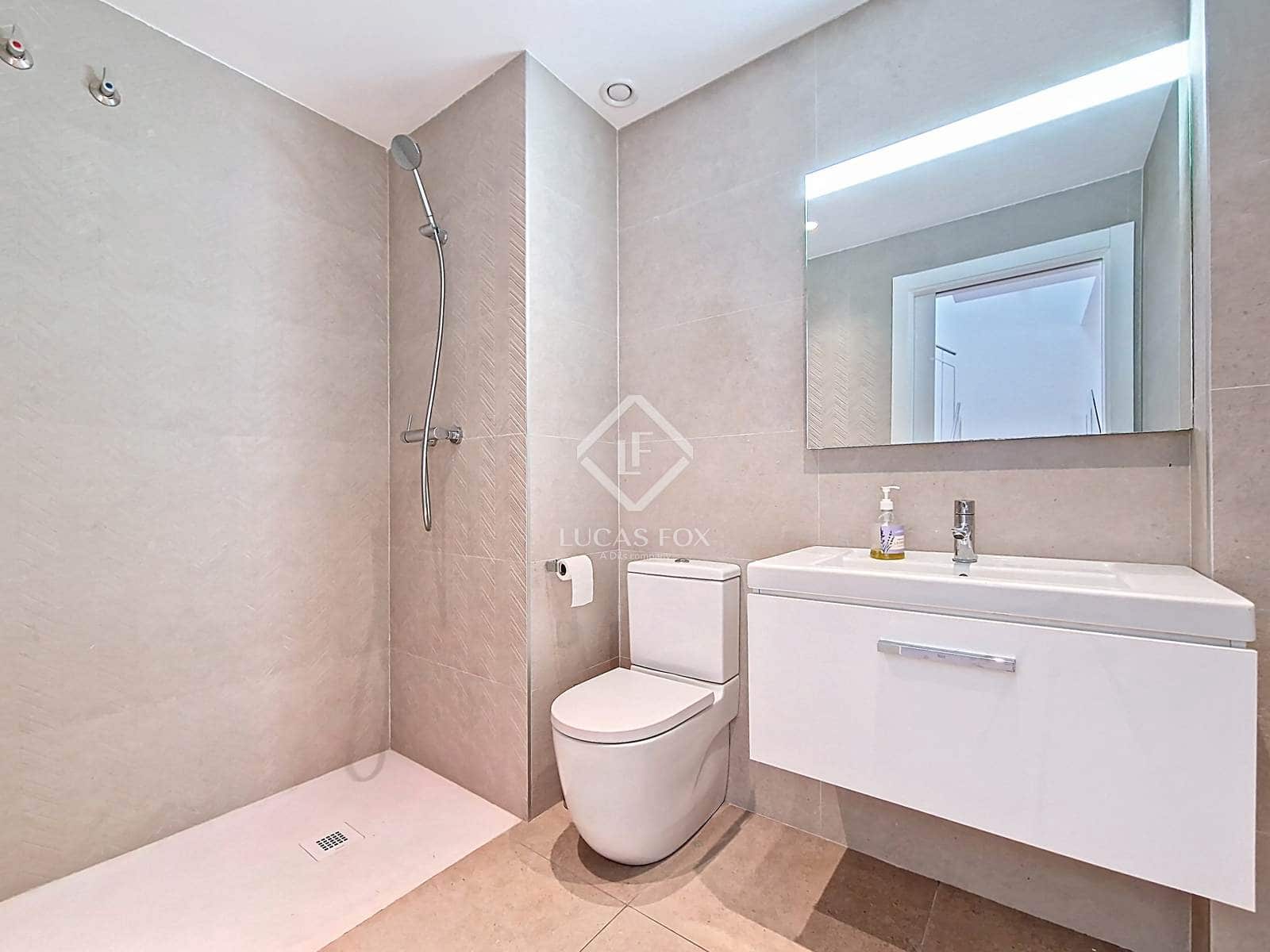 4 bedroom Villa for rent in Vilanova i la Geltru with garage - € 2,500 (Ref: 9386539)