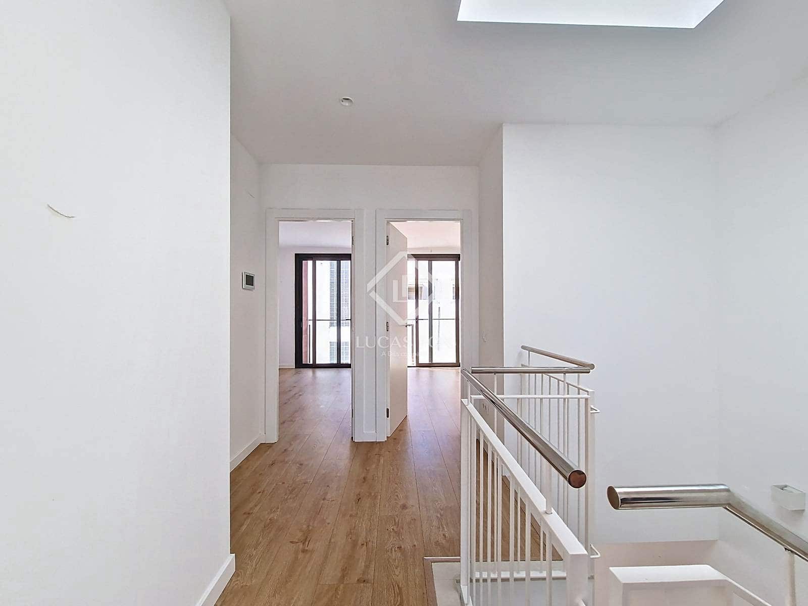 4 bedroom Villa for rent in Vilanova i la Geltru with garage - € 2,500 (Ref: 9386539)