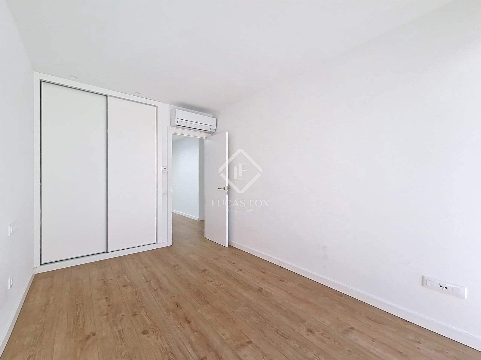 4 bedroom Villa for rent in Vilanova i la Geltru with garage - € 2,500 (Ref: 9386539)