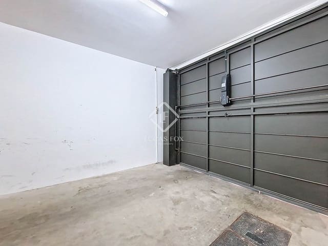 4 bedroom Villa for rent in Vilanova i la Geltrú with garage - € 2,500 (Ref: 9386539)