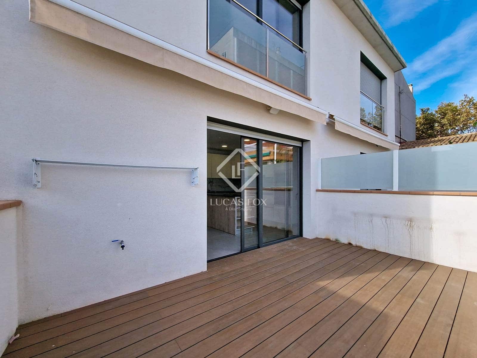 4 bedroom Villa for rent in Vilanova i la Geltru with garage - € 2,500 (Ref: 9386539)