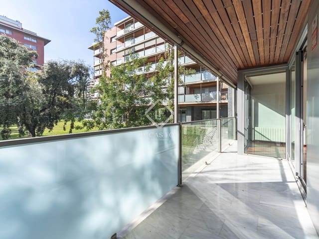 3 soveværelse Lejlighed til salg i Barcelona by med garage - € 1.390.000 (Ref: 9386701)