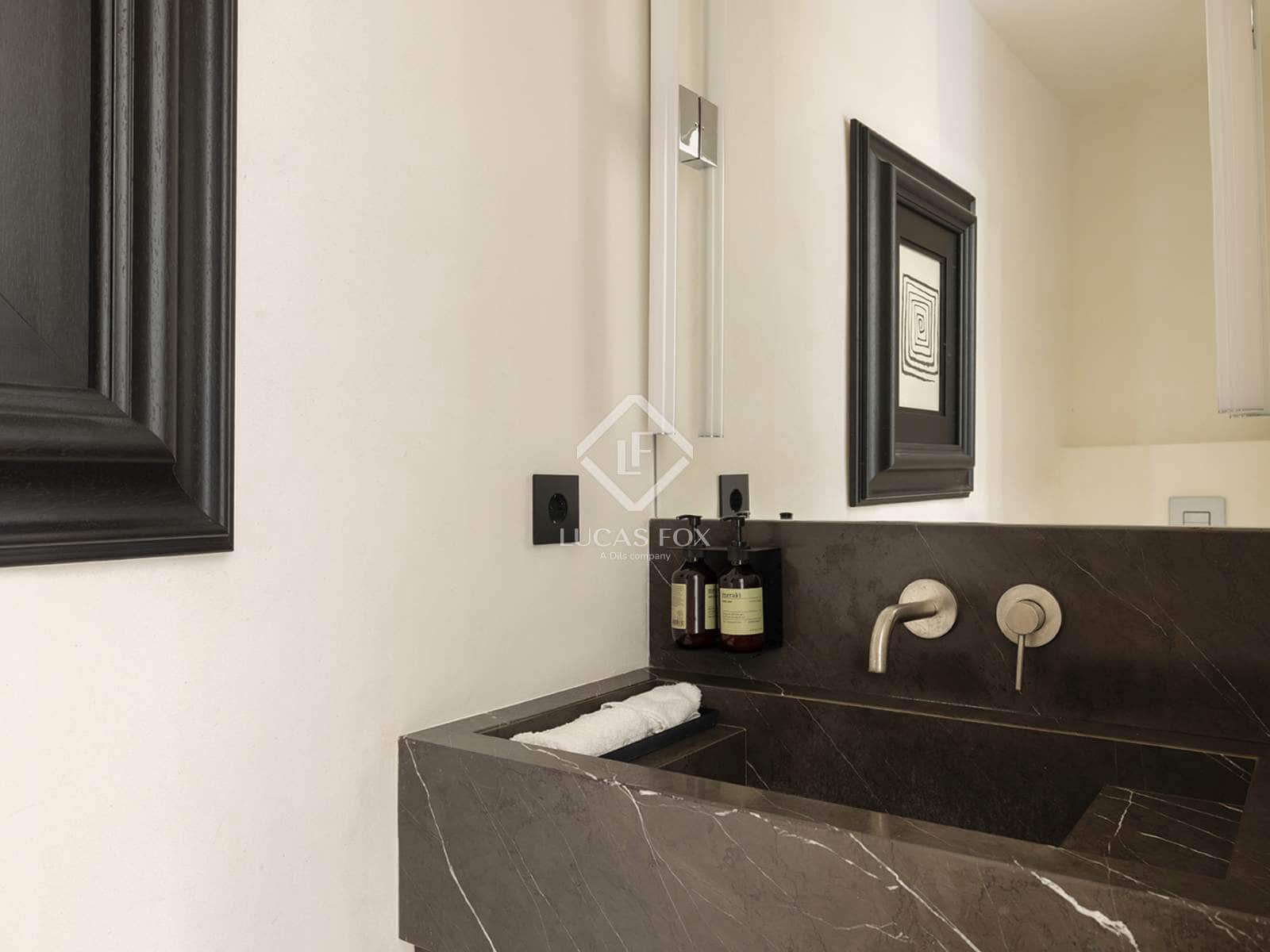 5 sypialnia Willa do wynajęcia w Miasto Barcelona z basenem garażem - 25 000 € (Ref: 9386702)