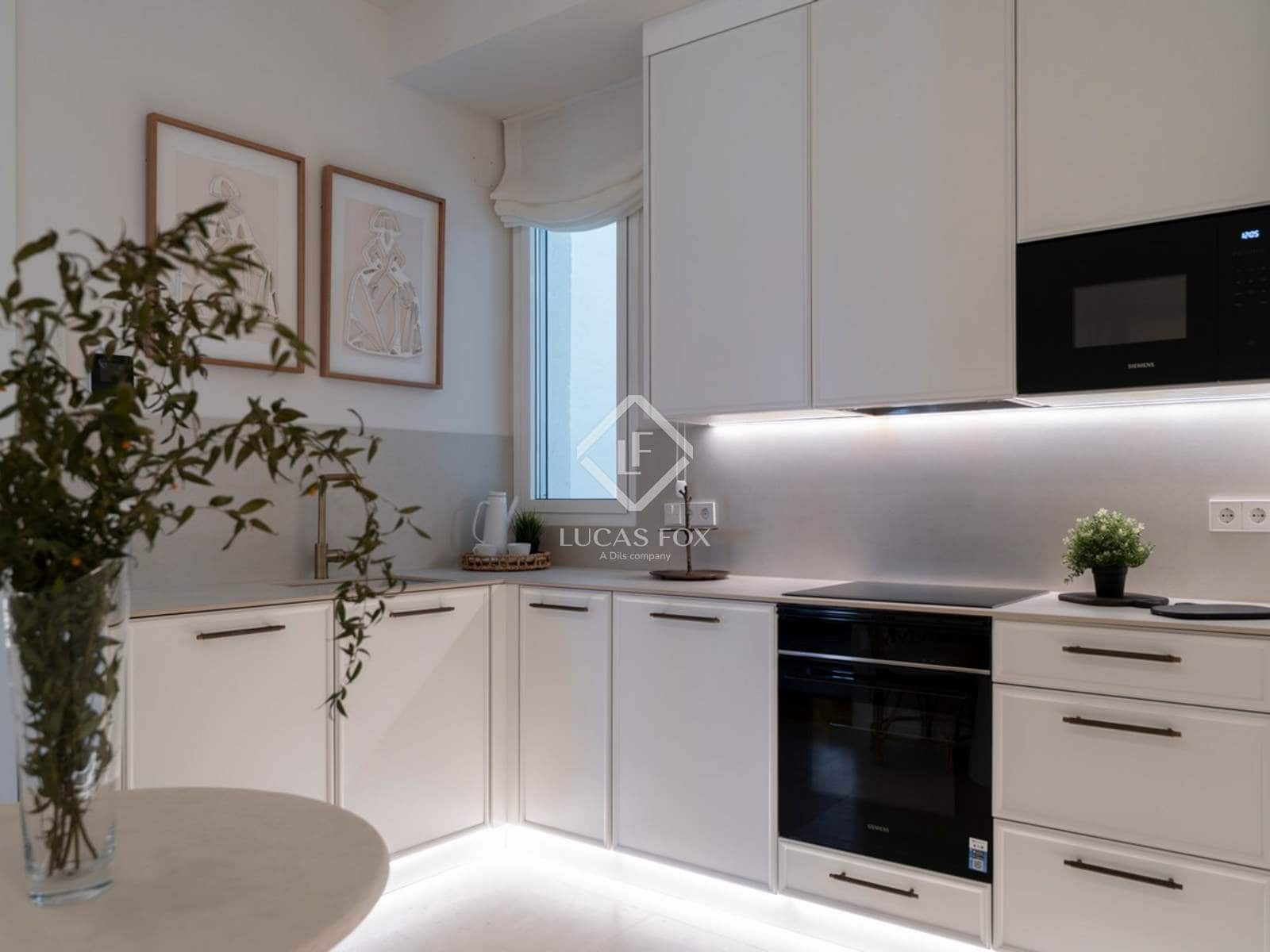 4 slaapkamer Appartement te koop in Madrid stad - € 1.790.000 (Ref: 9386703)