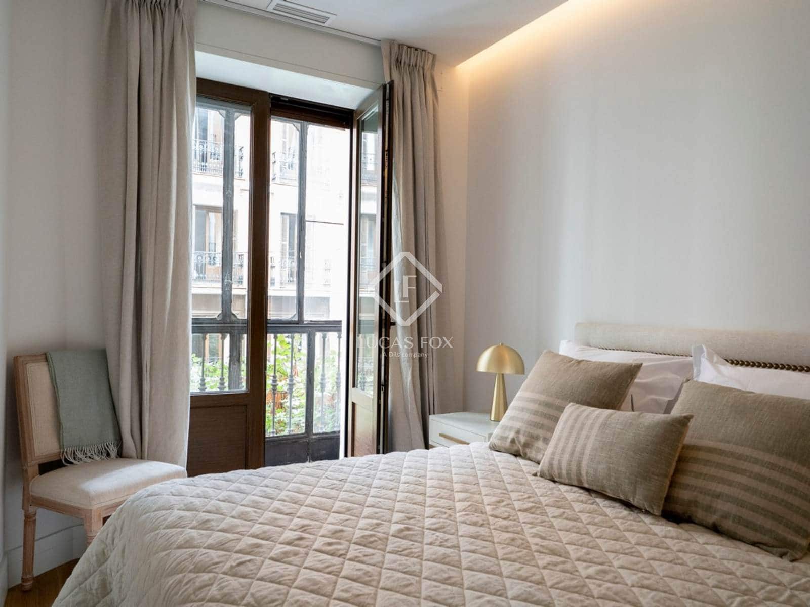 4 slaapkamer Appartement te koop in Madrid stad - € 1.790.000 (Ref: 9386703)