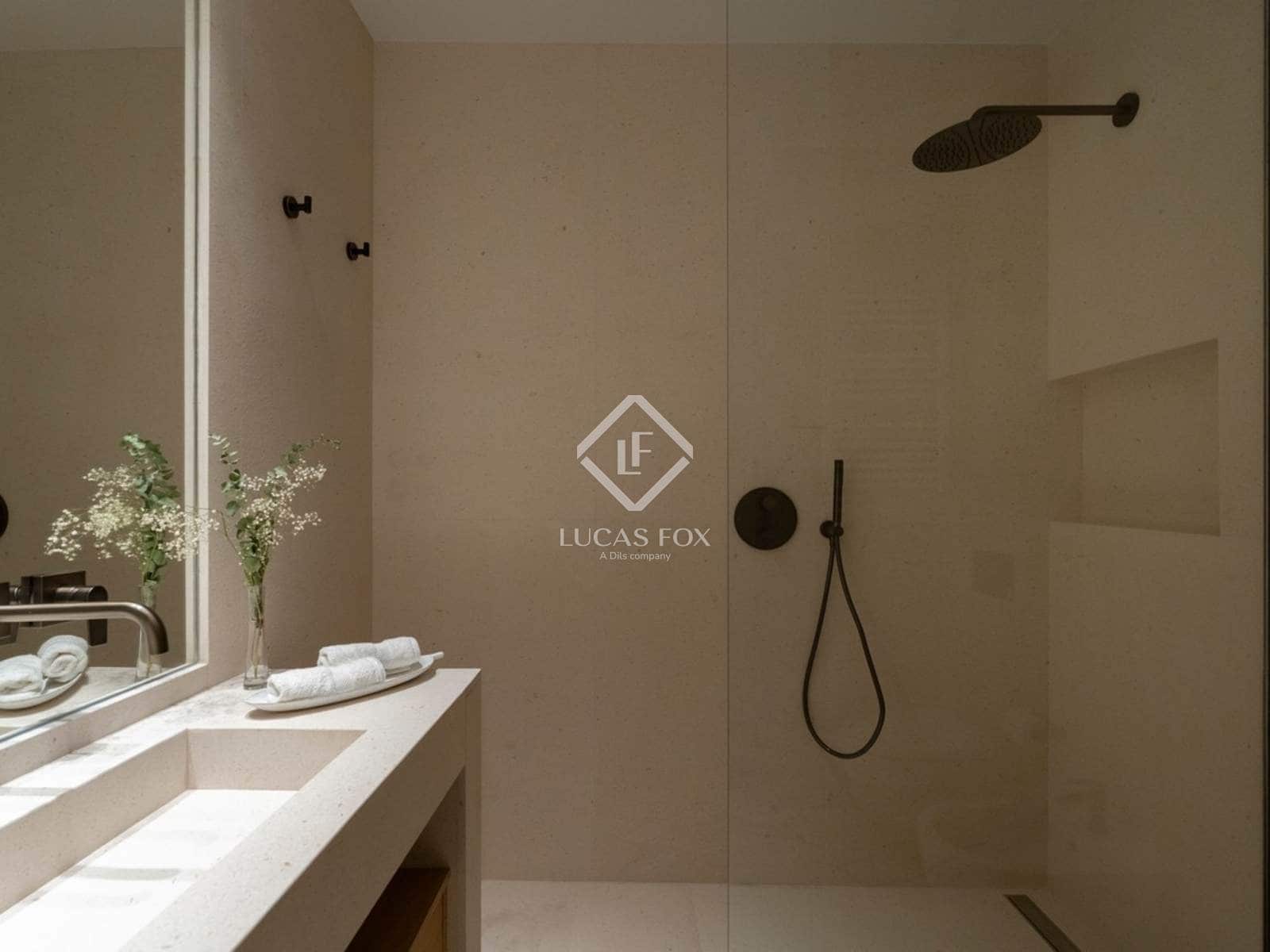 4 slaapkamer Appartement te koop in Madrid stad - € 1.790.000 (Ref: 9386703)