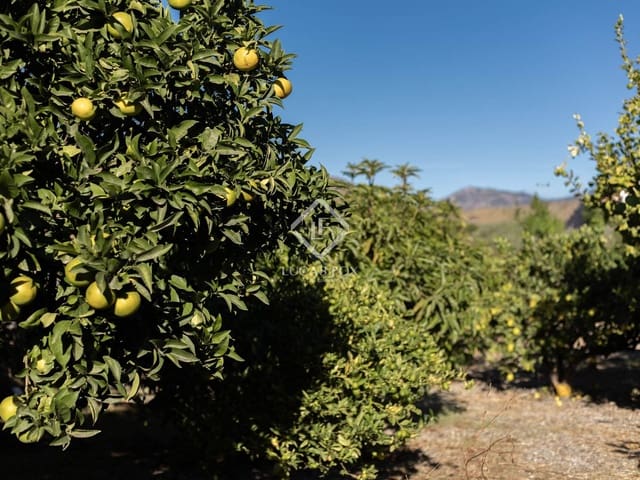 3 bedroom Finca/Country House for sale in Salobreña with pool garage - € 395,000 (Ref: 9386704)