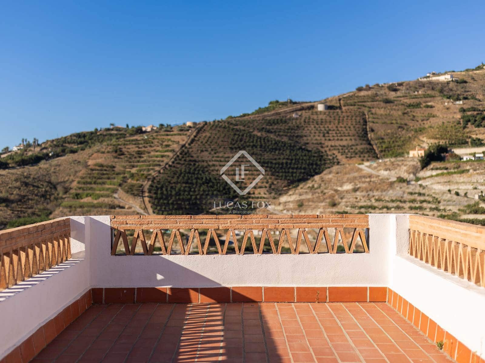 3 slaapkamer Finca/Landhuis te koop in Salobrena met zwembad garage - € 395.000 (Ref: 9386704)