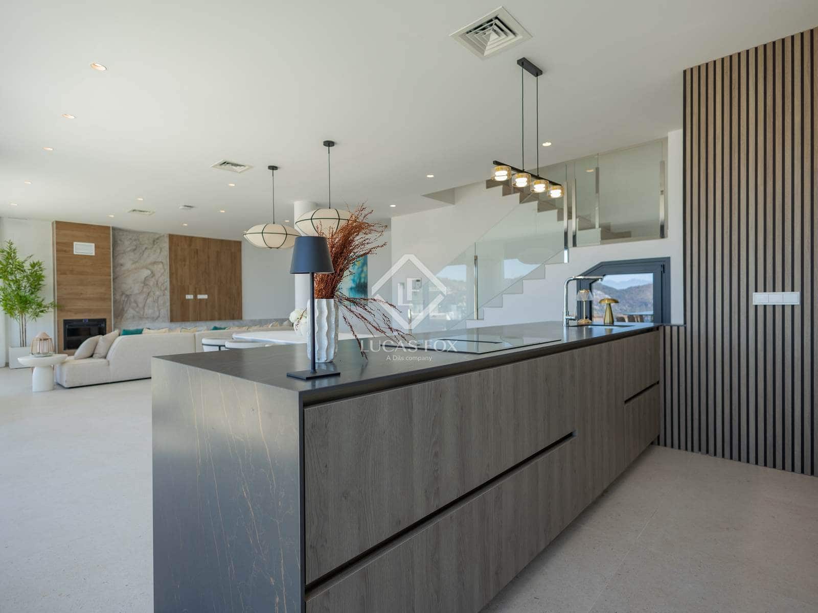 4 slaapkamer Villa te koop in La Herradura - € 2.100.000 (Ref: 9386705)