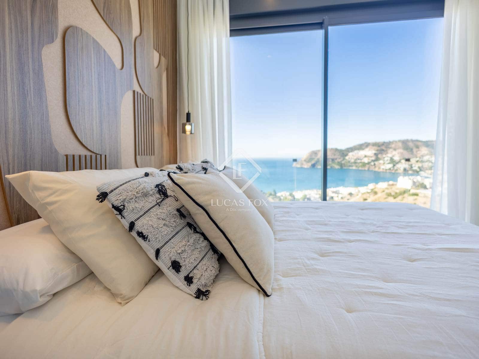 4 slaapkamer Villa te koop in La Herradura - € 2.100.000 (Ref: 9386705)