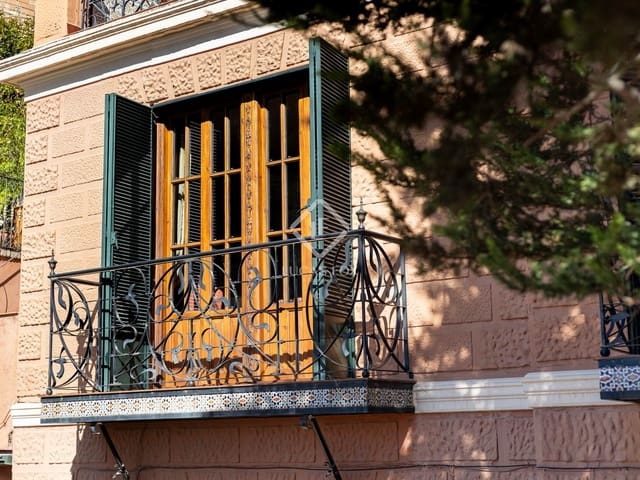 5 Zimmer Villa zu verkaufen in Granada Stadt mit Garage - 845.000 € (Ref: 9386706)