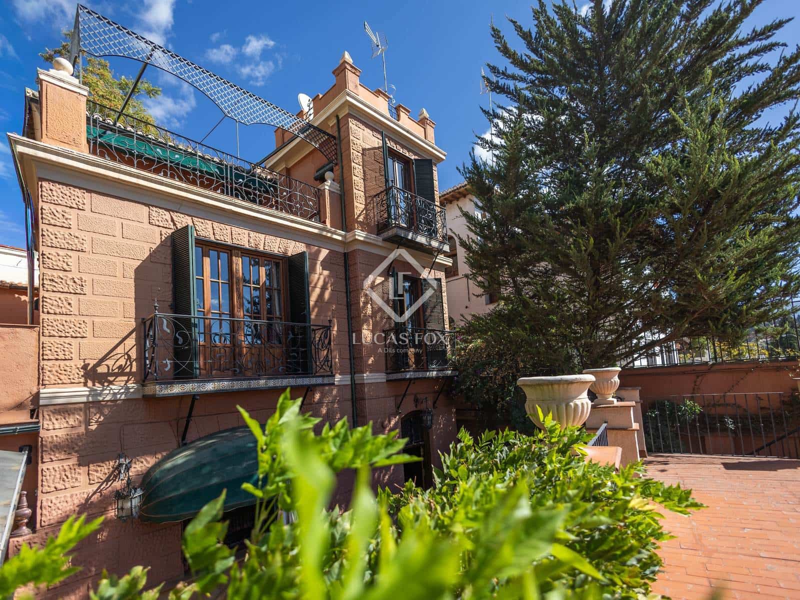 5 Zimmer Villa zu verkaufen in Granada Stadt mit Garage - 845.000 € (Ref: 9386706)