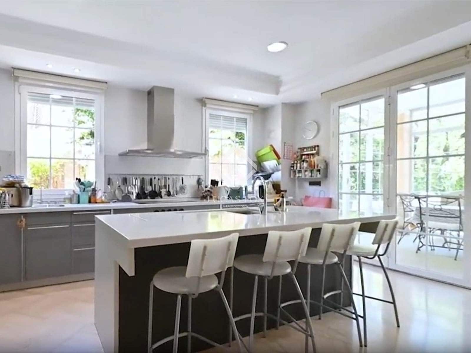 5 slaapkamer Villa te koop in Fuente del Fresno met zwembad garage - € 1.900.000 (Ref: 9386707)