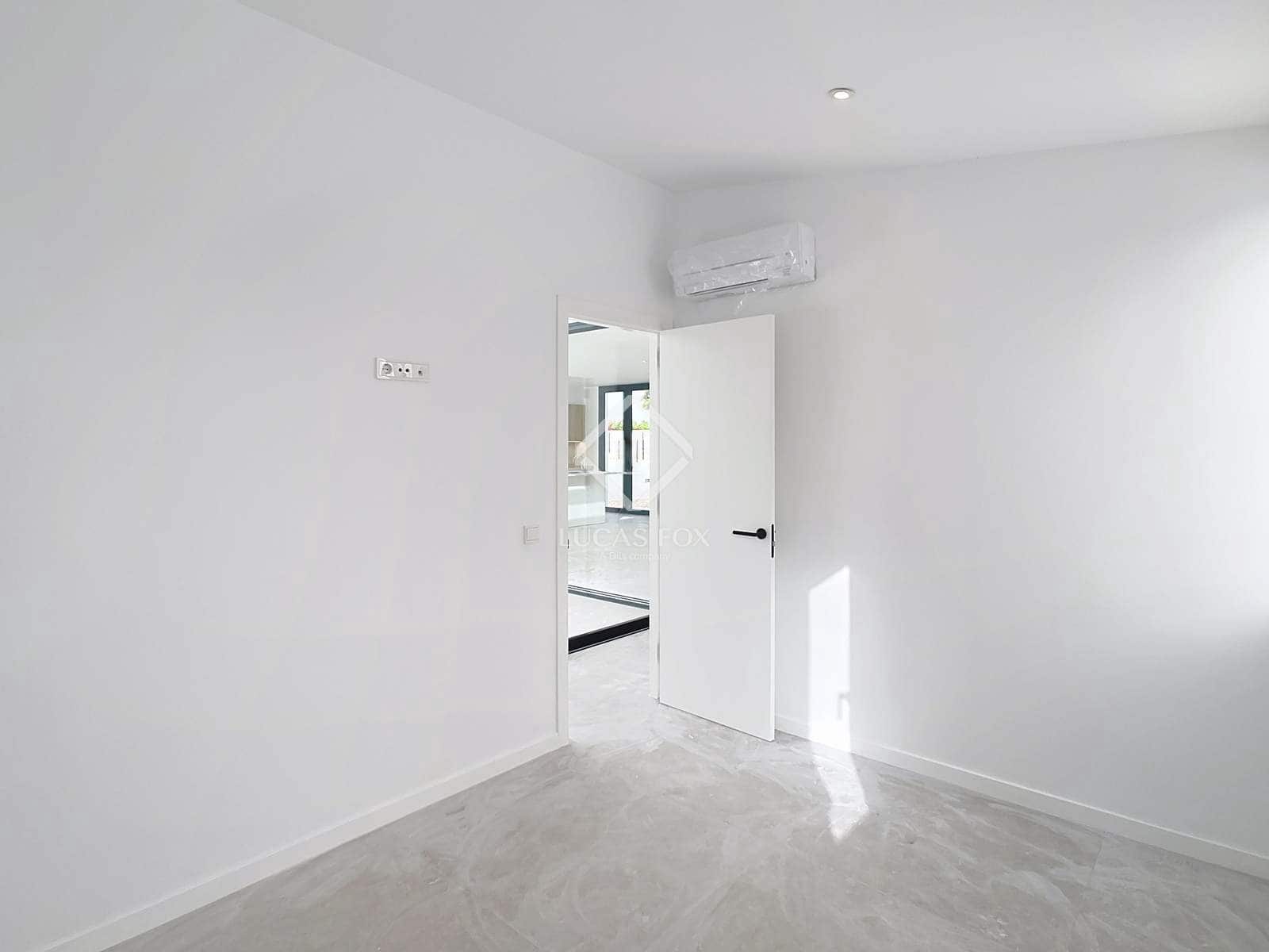 3 soverom Villa til salgs i Ciutadella de Menorca med svømmebasseng garasje - € 980 000 (Ref: 9386708)