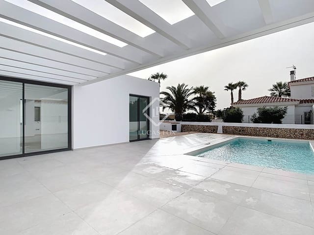 3 chambre Villa/Maison à vendre à Ciutadella de Menorca avec piscine garage - 980 000 € (Ref: 9386708)