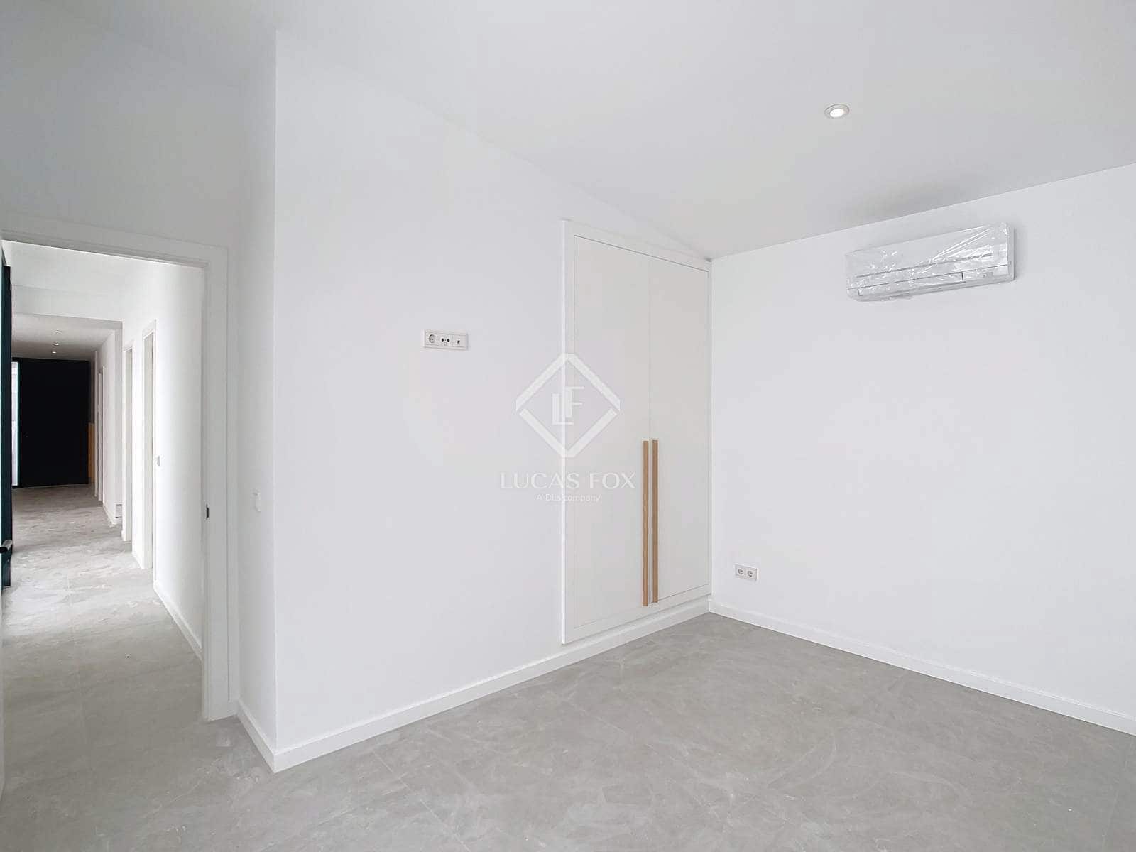 3 soverom Villa til salgs i Ciutadella de Menorca med svømmebasseng garasje - € 980 000 (Ref: 9386708)