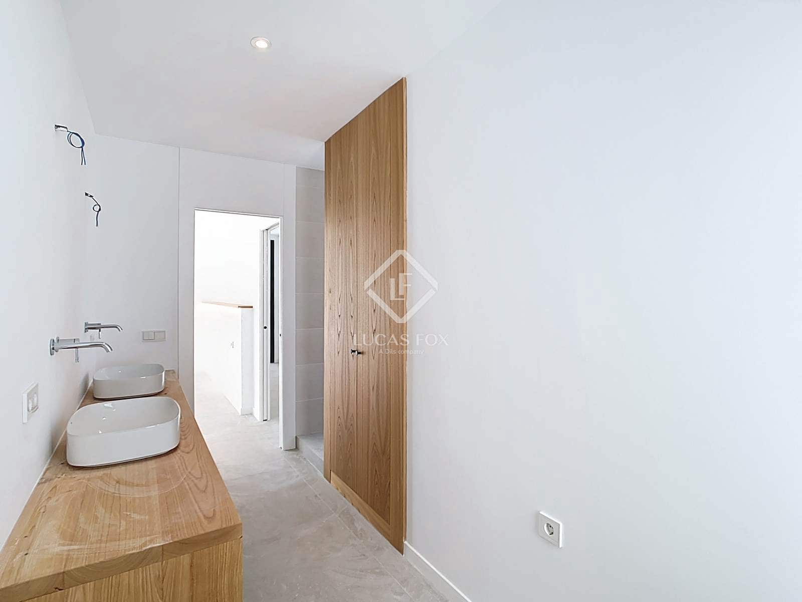 3 soverom Villa til salgs i Ciutadella de Menorca med svømmebasseng garasje - € 980 000 (Ref: 9386708)