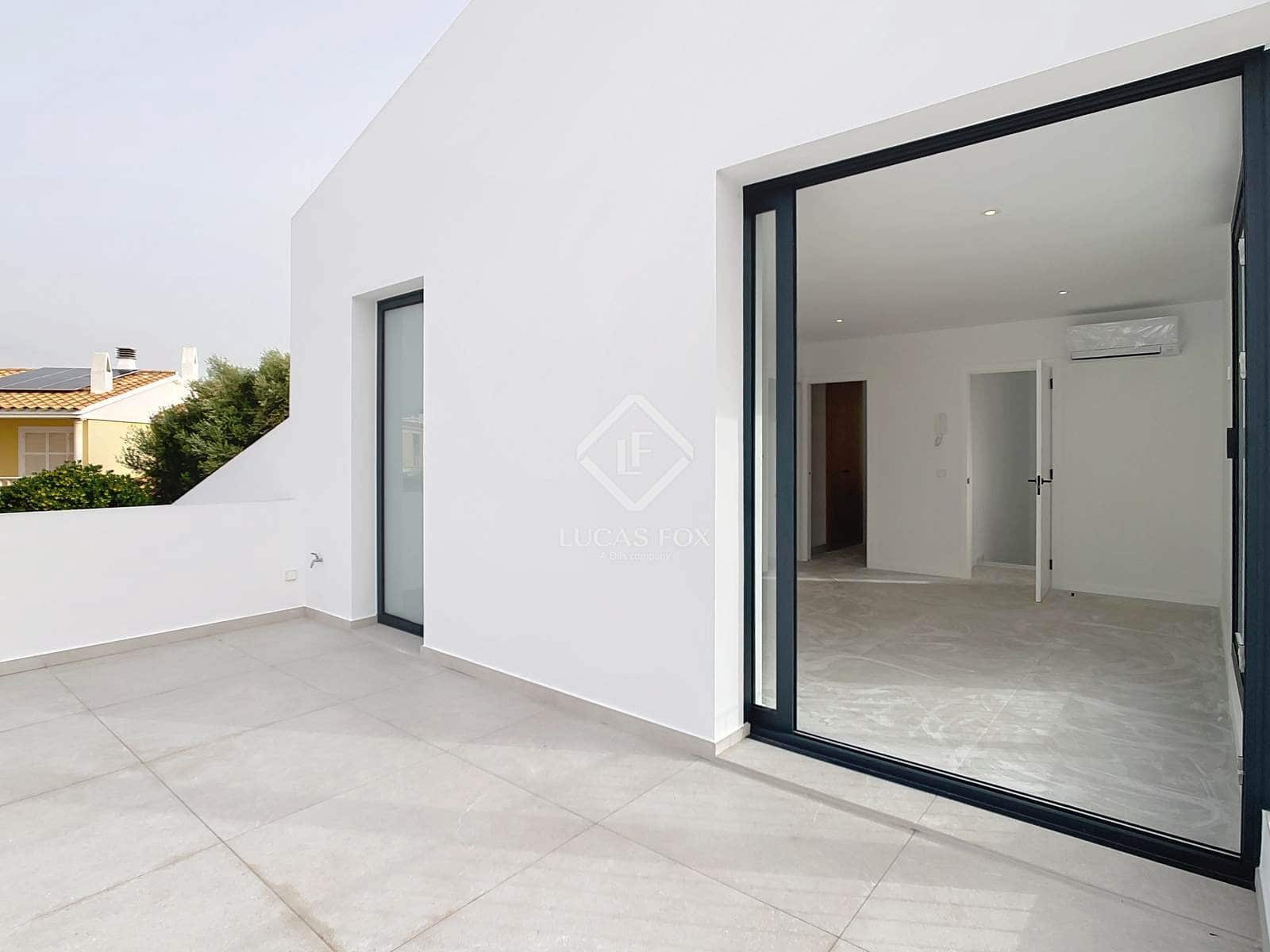 3 soverom Villa til salgs i Ciutadella de Menorca med svømmebasseng garasje - € 980 000 (Ref: 9386708)