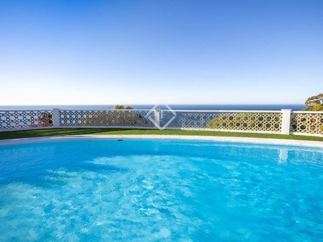Chalet de 5 habitaciones en Salobreña en venta - 2.495.000 € (Ref: 9386709)