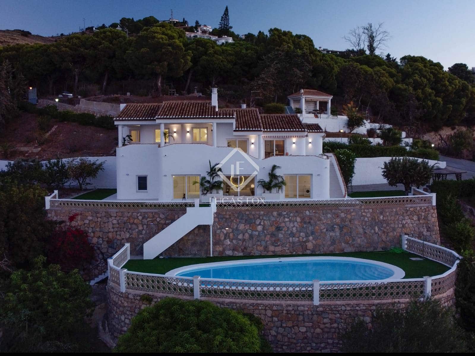 5 soveværelse Villa til salg i Salobrena - € 2.750.000 (Ref: 9386709)