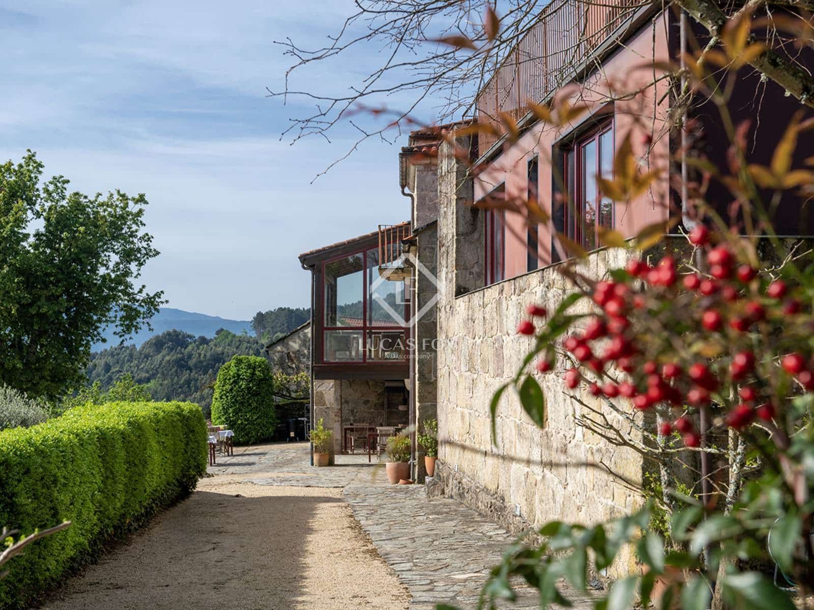 10 bedroom Villa for sale in A Caniza with pool garage - € 1,150,000 (Ref: 9388176)