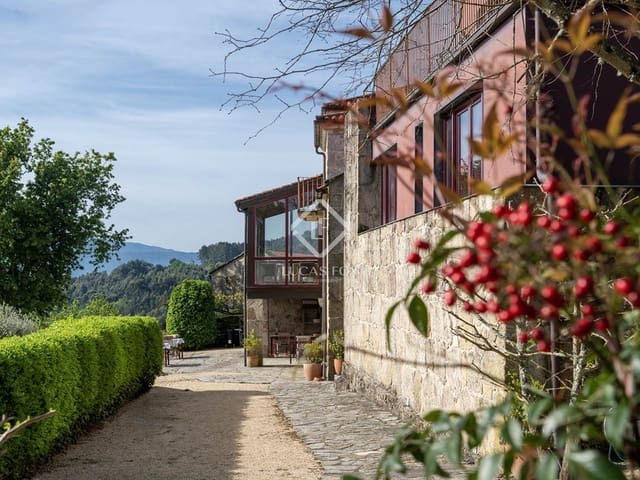 10 makuuhuone Huvila myytävänä paikassa A Cañiza mukana uima-altaan 
autotalli - 1 150 000 € (Ref: 9388176)