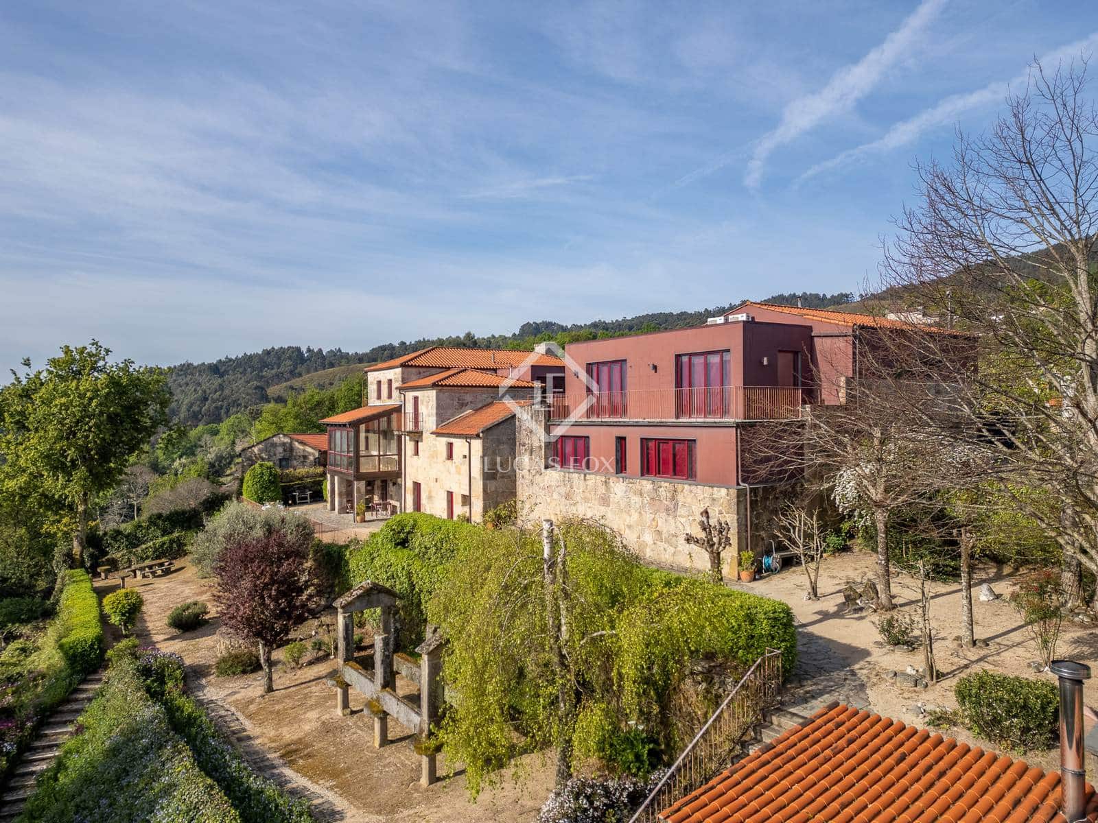 10 bedroom Villa for sale in A Caniza with pool garage - € 1,150,000 (Ref: 9388176)