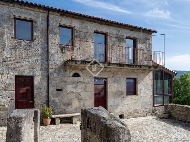 10 makuuhuone Huvila myytävänä paikassa A Cañiza mukana uima-altaan 
autotalli - 1 150 000 € (Ref: 9388176)