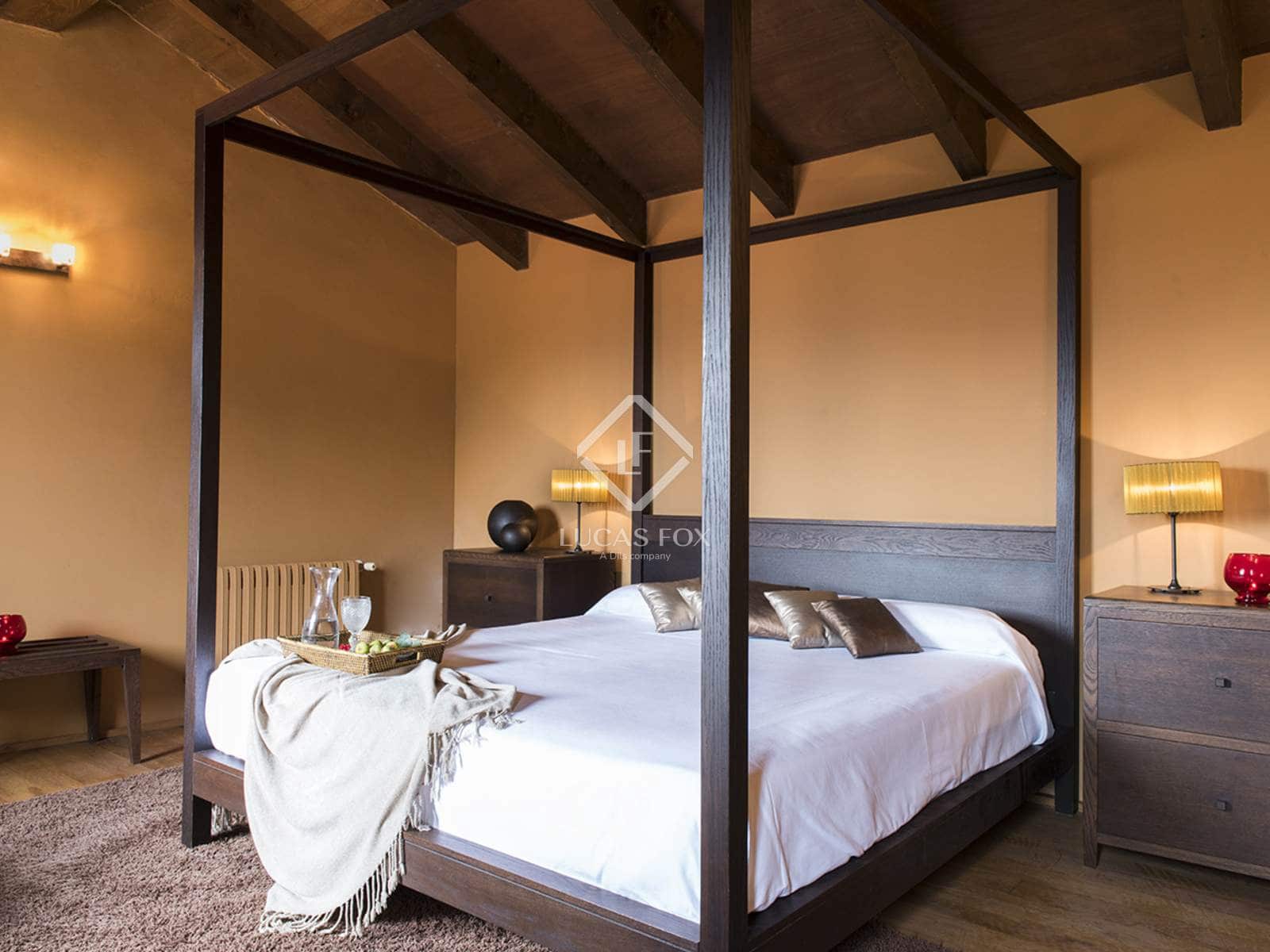 10 bedroom Villa for sale in A Caniza with pool garage - € 1,150,000 (Ref: 9388176)