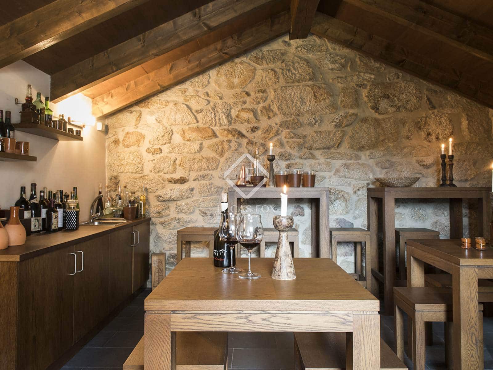 10 bedroom Villa for sale in A Caniza with pool garage - € 1,150,000 (Ref: 9388176)