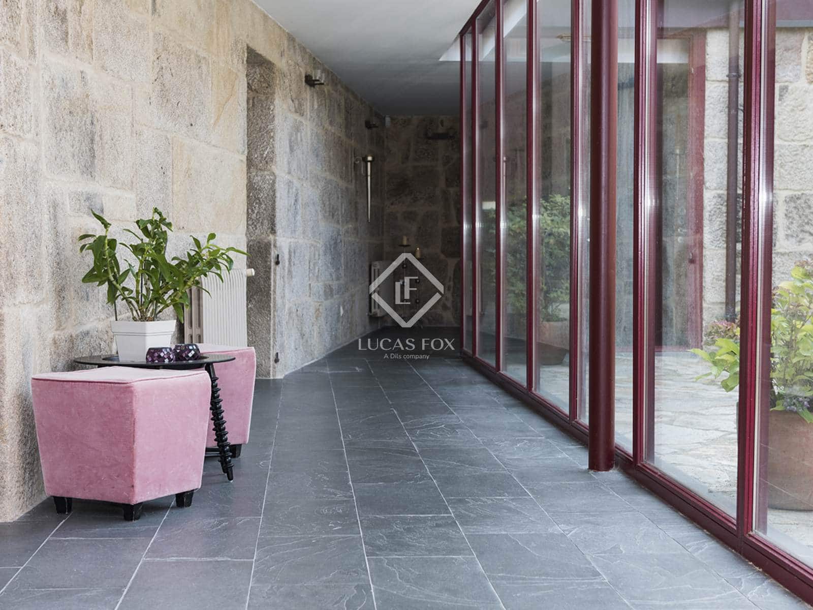 10 bedroom Villa for sale in A Caniza with pool garage - € 1,150,000 (Ref: 9388176)