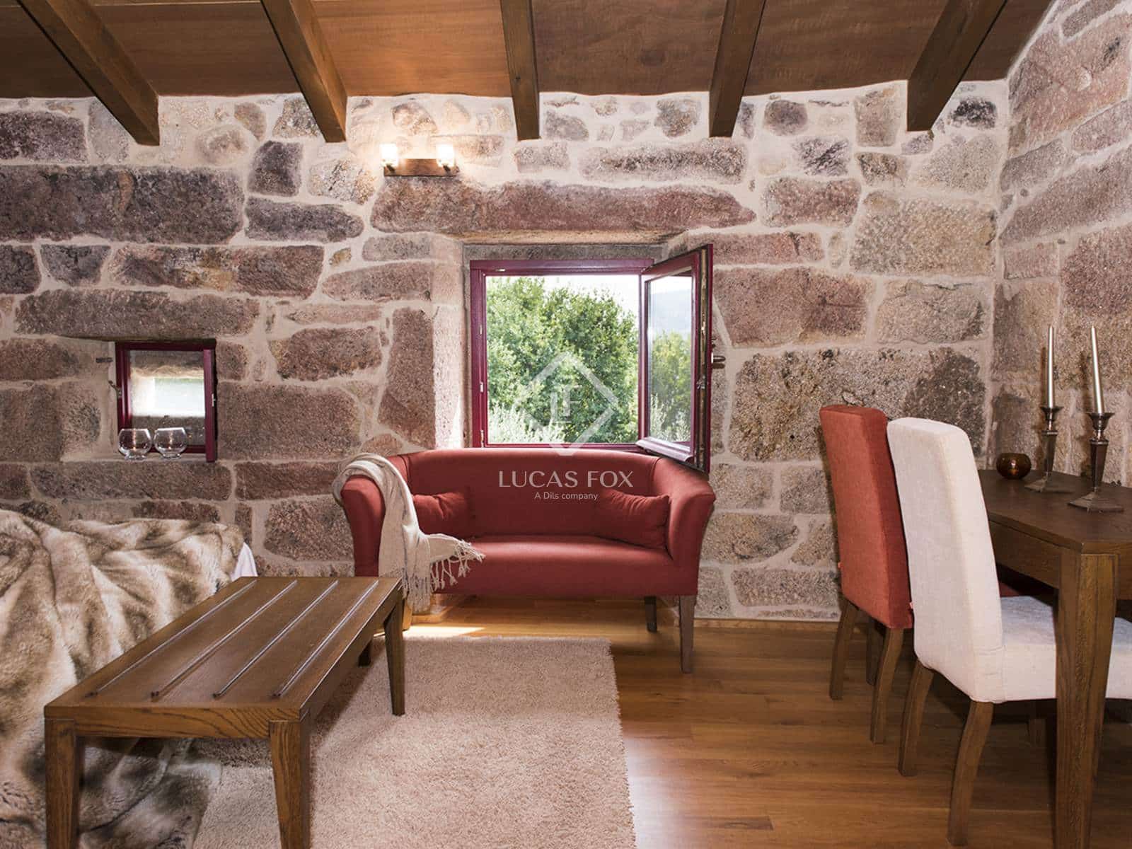 10 bedroom Villa for sale in A Caniza with pool garage - € 1,150,000 (Ref: 9388176)