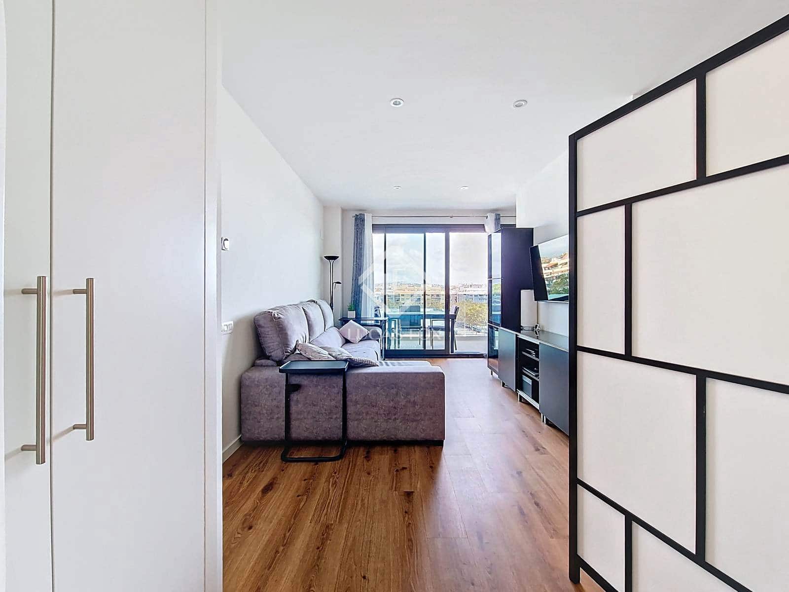 2 bedroom Apartment for rent in Vilanova i la Geltru with pool garage - € 1,650 (Ref: 9388177)