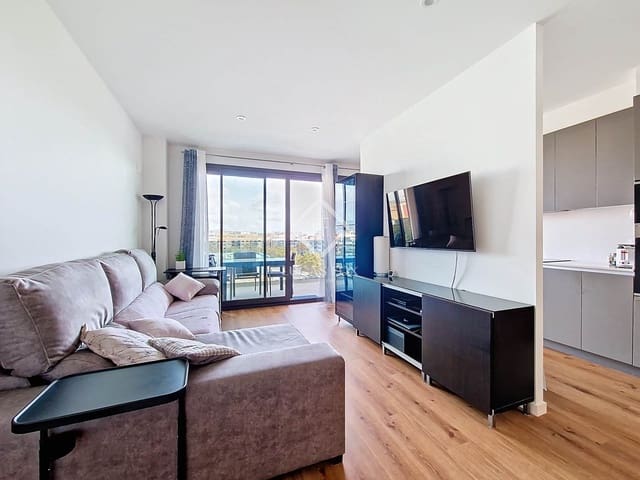 2 bedroom Apartment for rent in Vilanova i la Geltrú with pool garage - € 1,650 (Ref: 9388177)