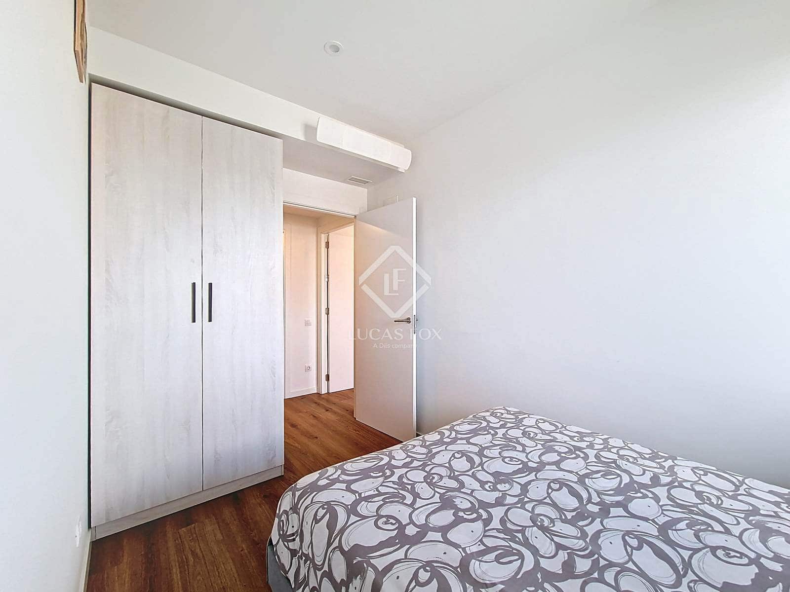 2 bedroom Apartment for rent in Vilanova i la Geltru with pool garage - € 1,650 (Ref: 9388177)