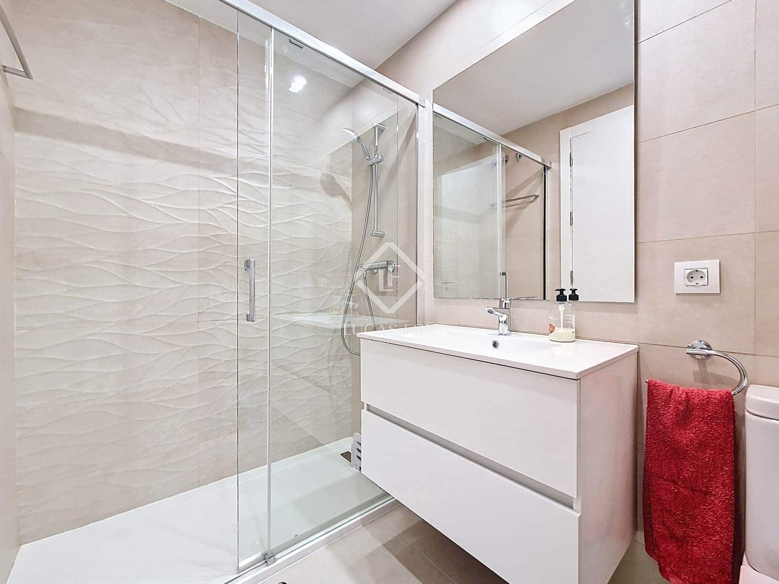 2 bedroom Apartment for rent in Vilanova i la Geltru with pool garage - € 1,650 (Ref: 9388177)