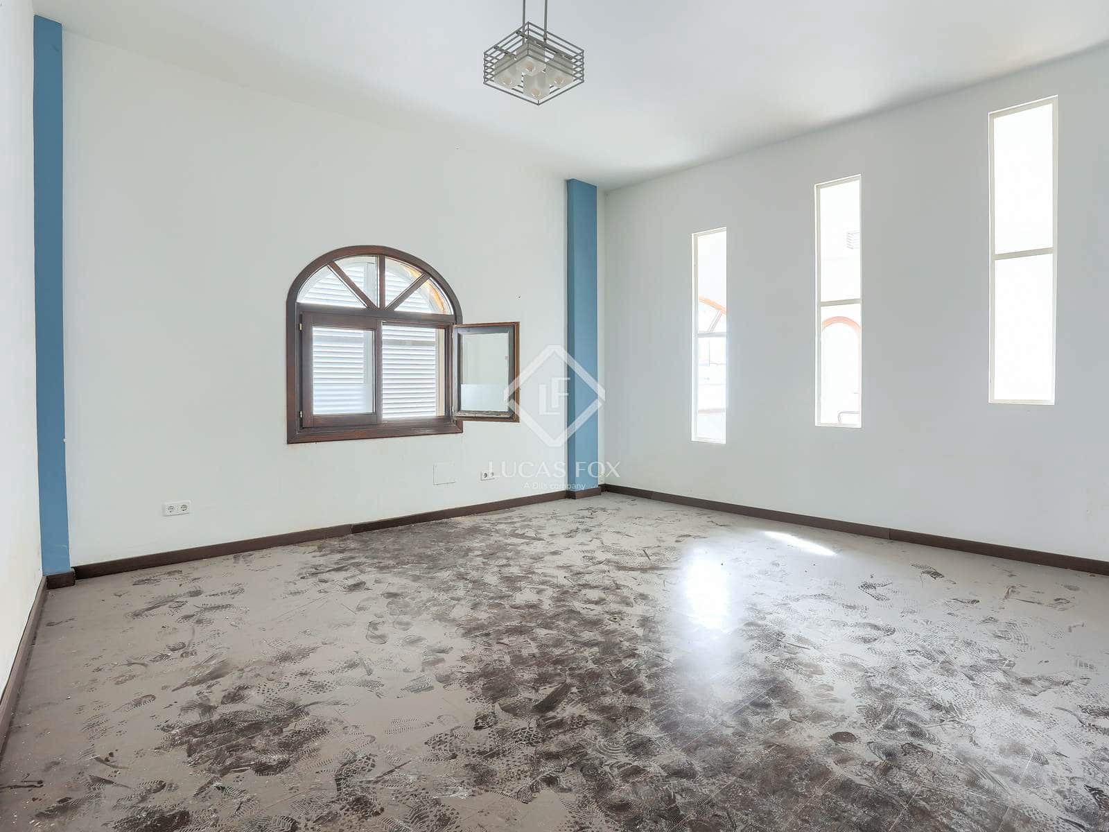 Commercieel te koop in Capdepera - € 1.300.000 (Ref: 9388447)