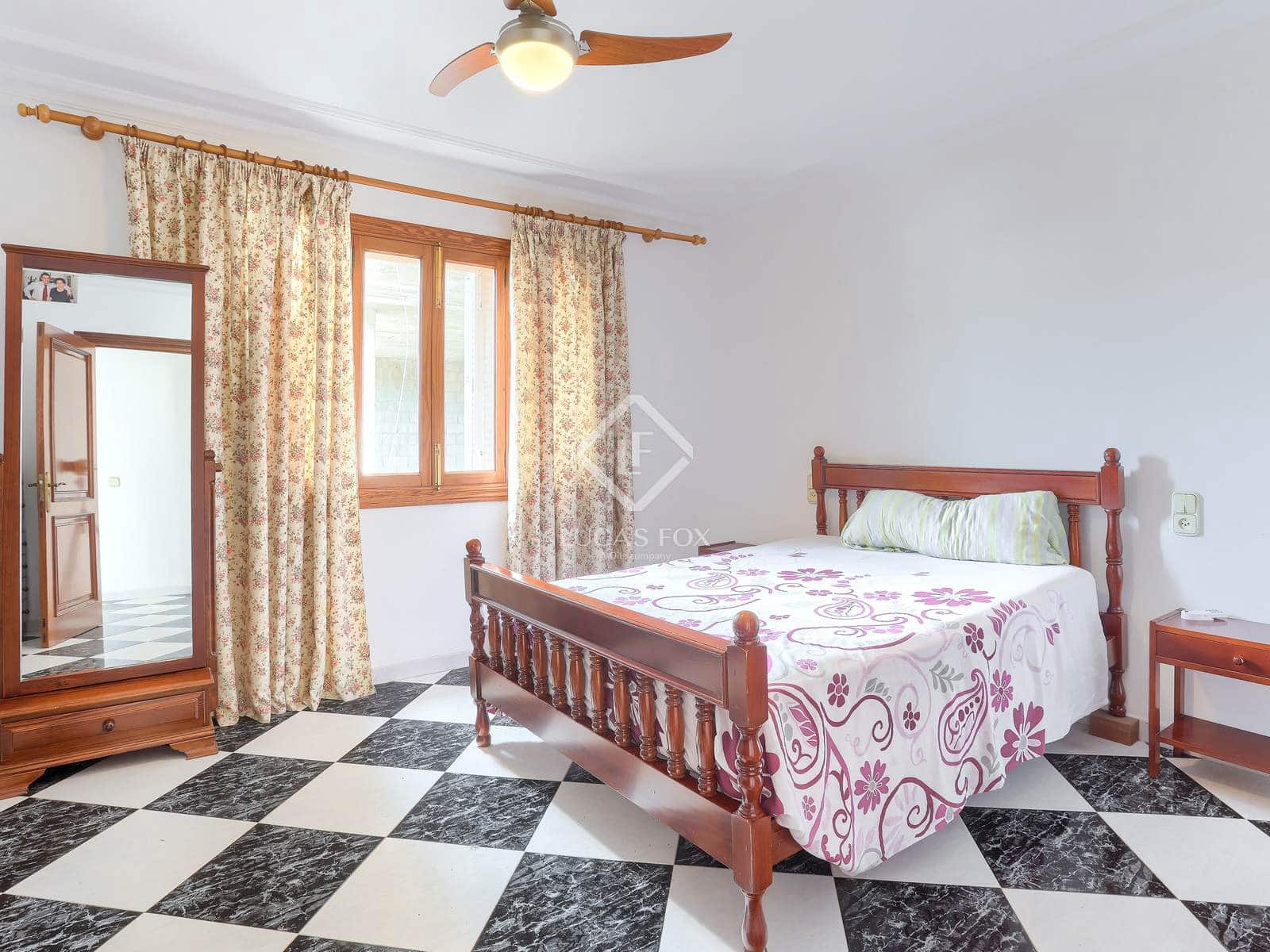 Commercieel te koop in Capdepera - € 1.300.000 (Ref: 9388447)