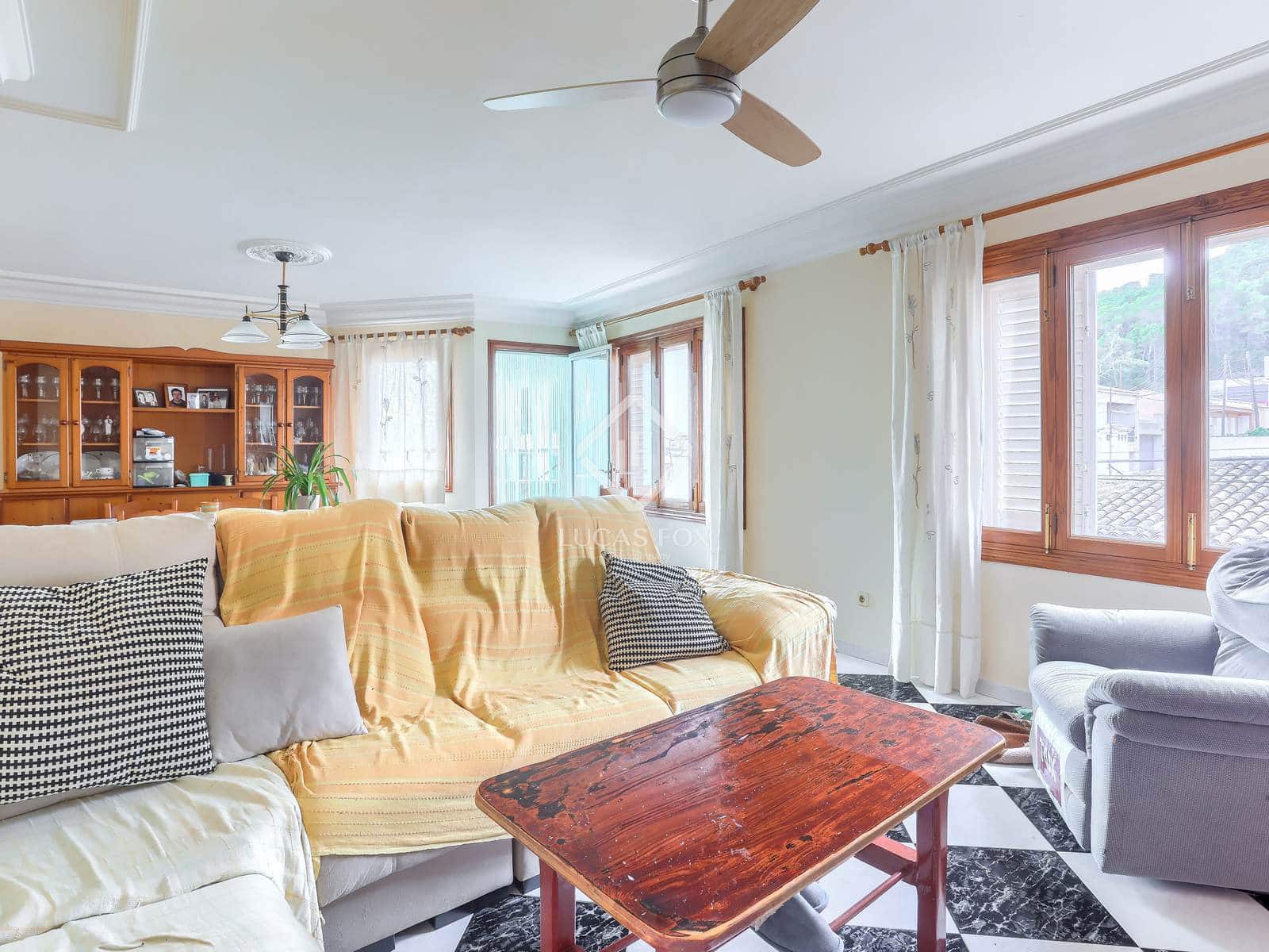 Commercieel te koop in Capdepera - € 1.300.000 (Ref: 9388447)