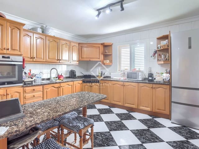 Erhverv til salg i Capdepera - € 1.300.000 (Ref: 9388447)