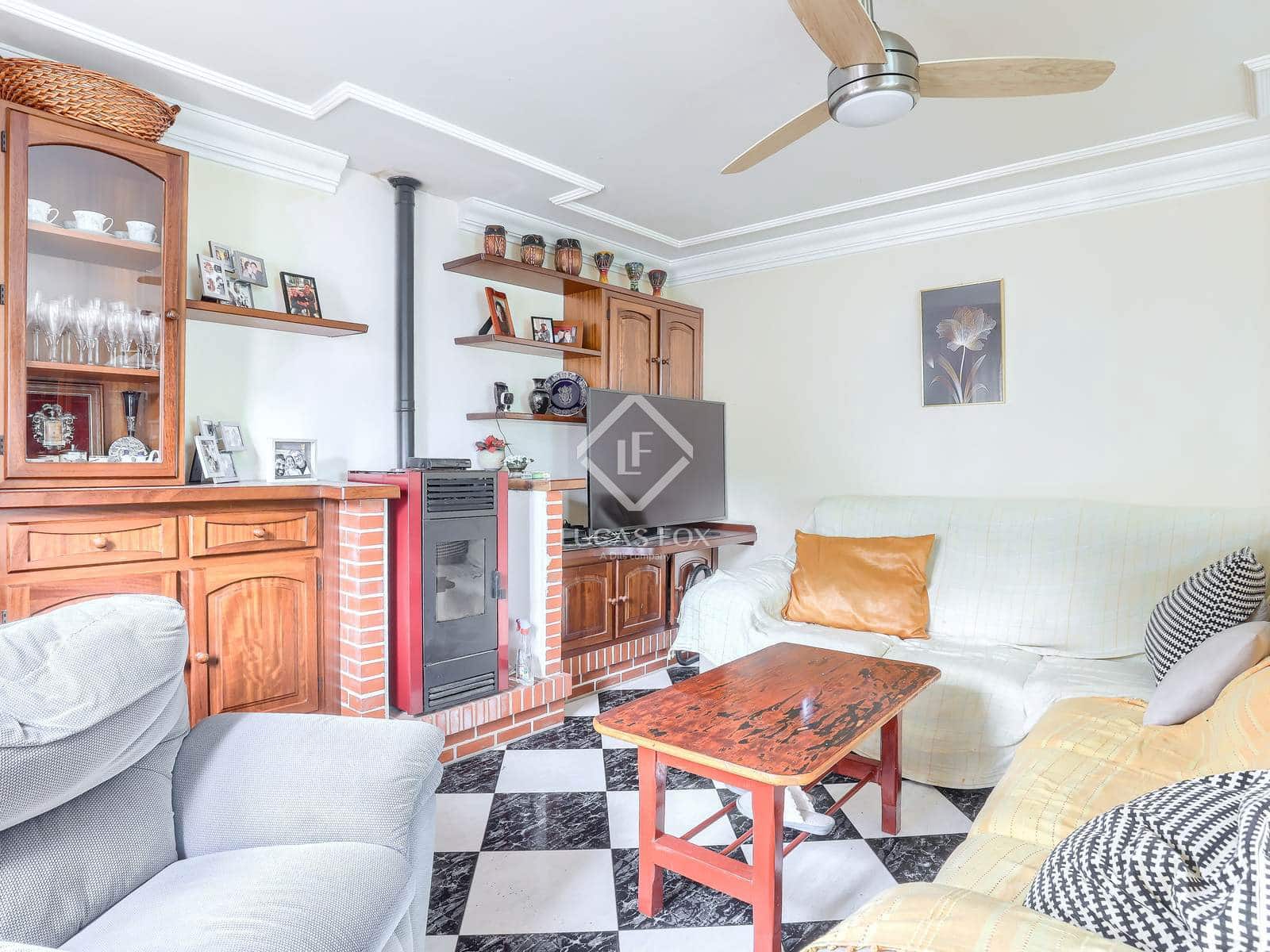 Commercieel te koop in Capdepera - € 1.300.000 (Ref: 9388447)