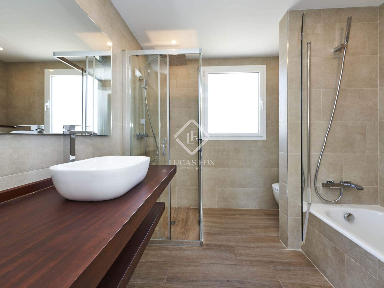 3 bedroom Villa for sale in Santa Ponsa with pool garage - € 1,750,000 (Ref: 9388448)