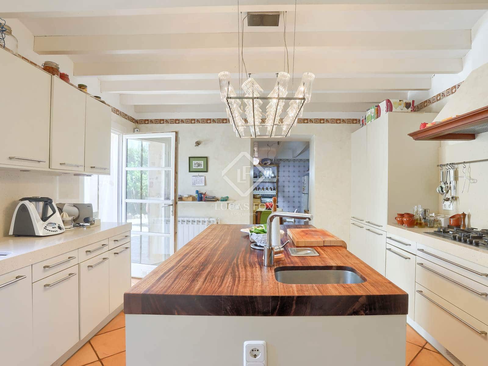 5 slaapkamer Finca/Landhuis te koop in Santa Maria del Cami met garage - € 2.950.000 (Ref: 9388449)