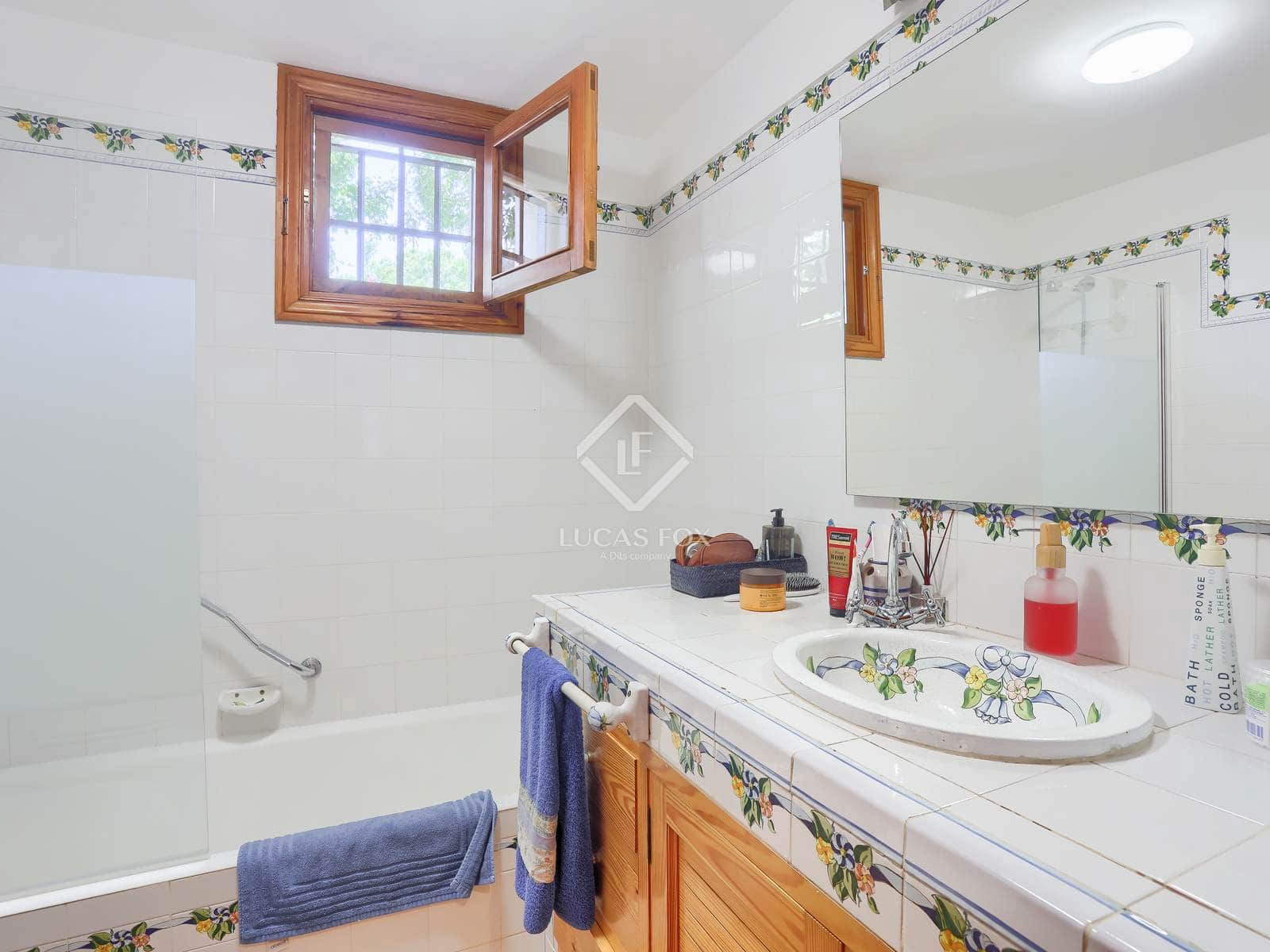 5 slaapkamer Finca/Landhuis te koop in Santa Maria del Cami met garage - € 2.950.000 (Ref: 9388449)