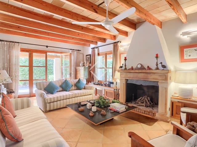 5 bedroom Finca/Country House for sale in Santa María del Camí with garage - € 2,950,000 (Ref: 9388449)