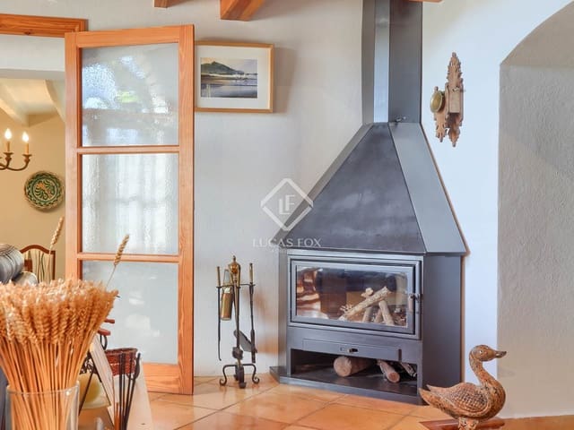 5 bedroom Finca/Country House for sale in Santa María del Camí with garage - € 2,950,000 (Ref: 9388449)