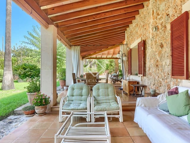5 bedroom Finca/Country House for sale in Santa María del Camí with garage - € 2,950,000 (Ref: 9388449)