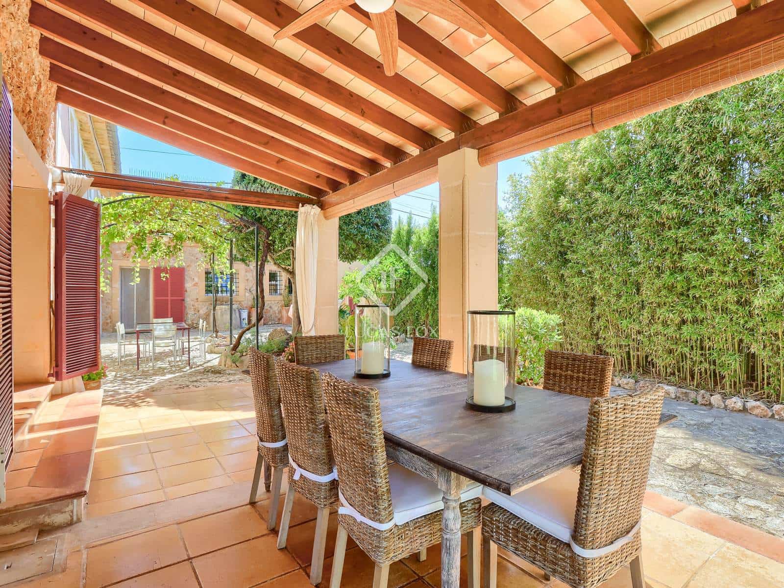 5 slaapkamer Finca/Landhuis te koop in Santa Maria del Cami met garage - € 2.950.000 (Ref: 9388449)