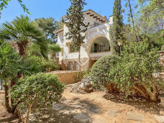 Chalet de 5 habitaciones en Bendinat, Calvià en venta con piscina garaje - 9.000.000 € (Ref: 9388450)