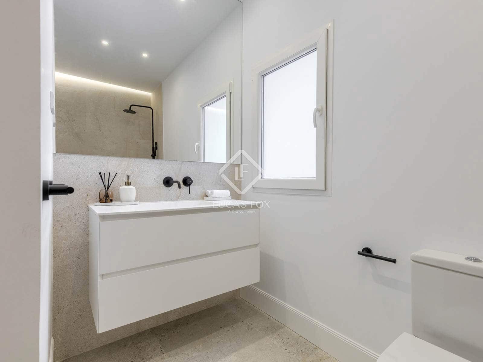 5 bedroom Villa for sale in Boadilla del Monte with pool garage - € 2,990,000 (Ref: 9388662)